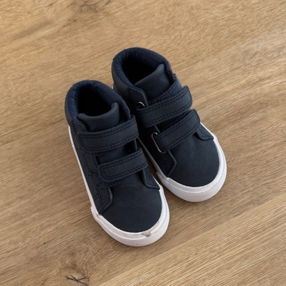 Tommy Bahama Shoes